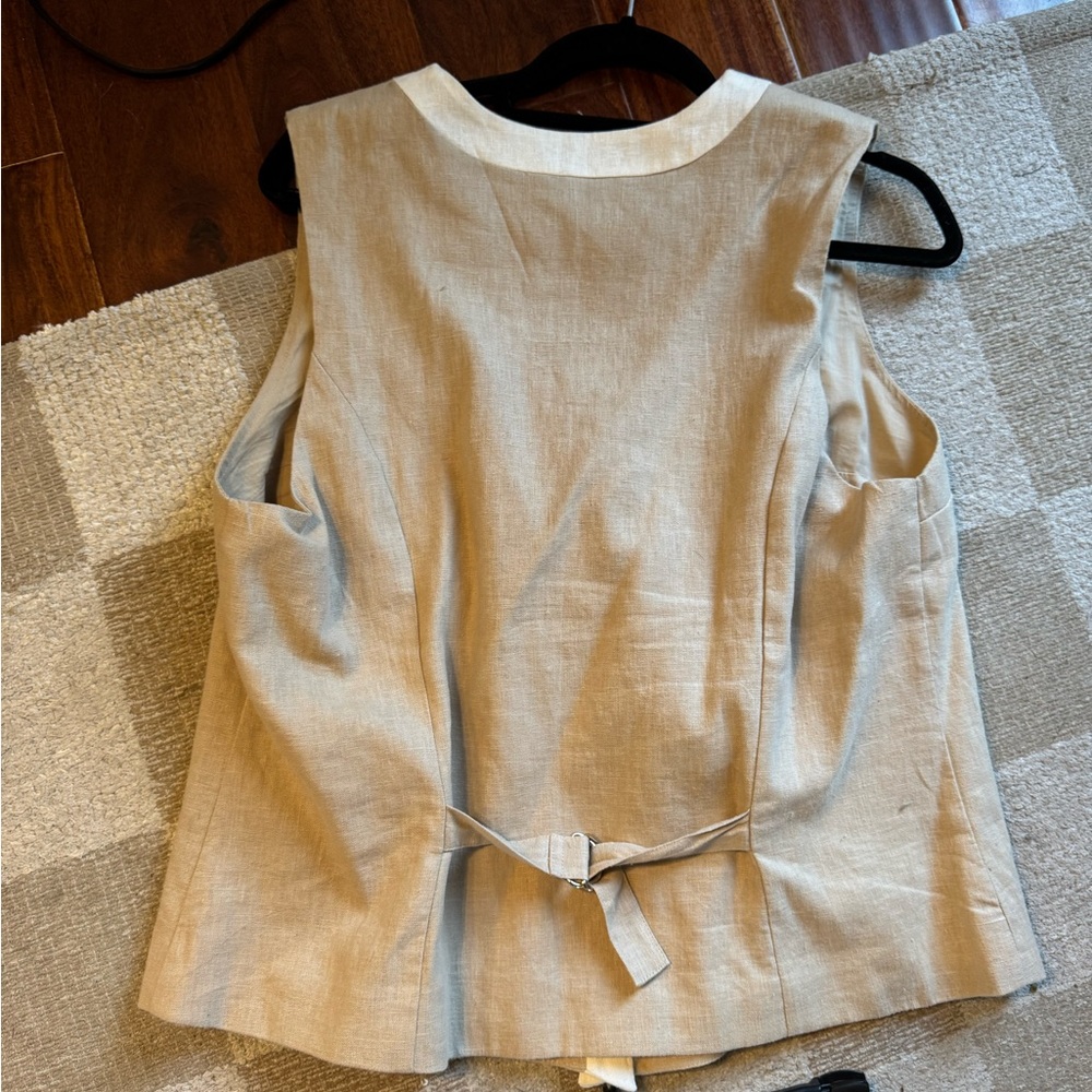 Abercrombie & Fitch Beige Skirt Set - Picture 3 of 6